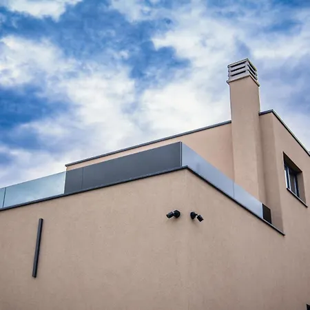 Monte Vinea By Guide Villa
