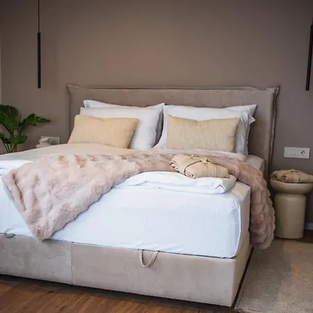 Monte Vinea By Guide Villa *