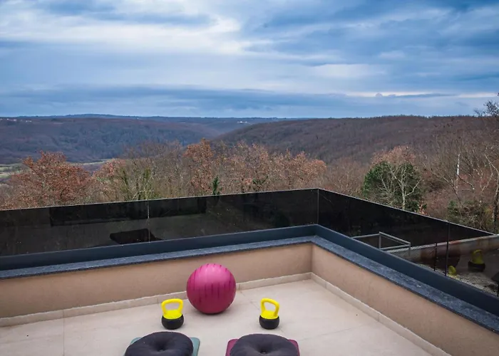 Monte Vinea By Guide Kringa